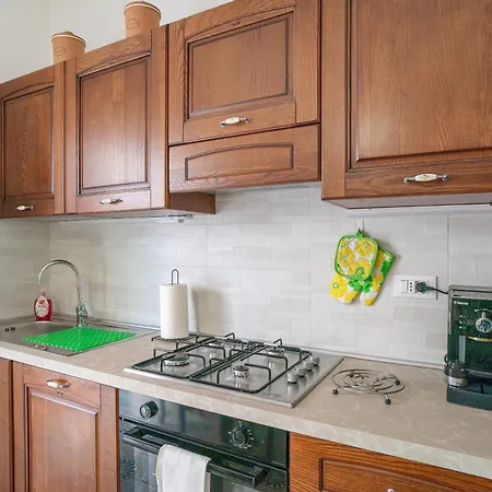 La Casa Dei Nonni Апартаменты *